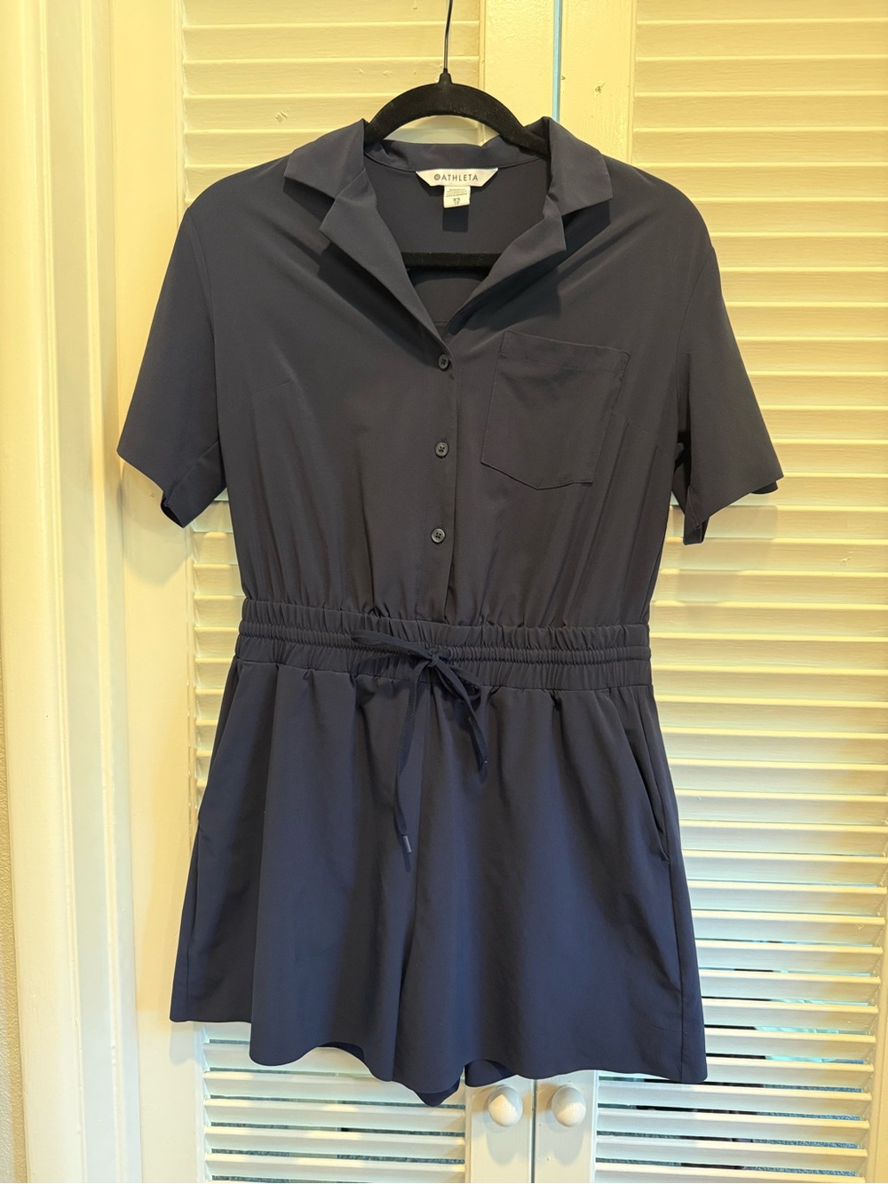 Athleta Navy avenue romper